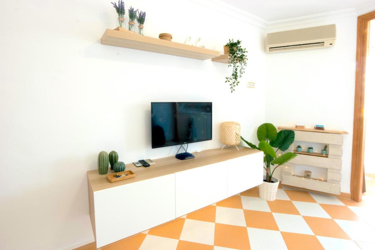 Nice And Cozy Studio At The Beachfront Benalmádena Eksteriør billede