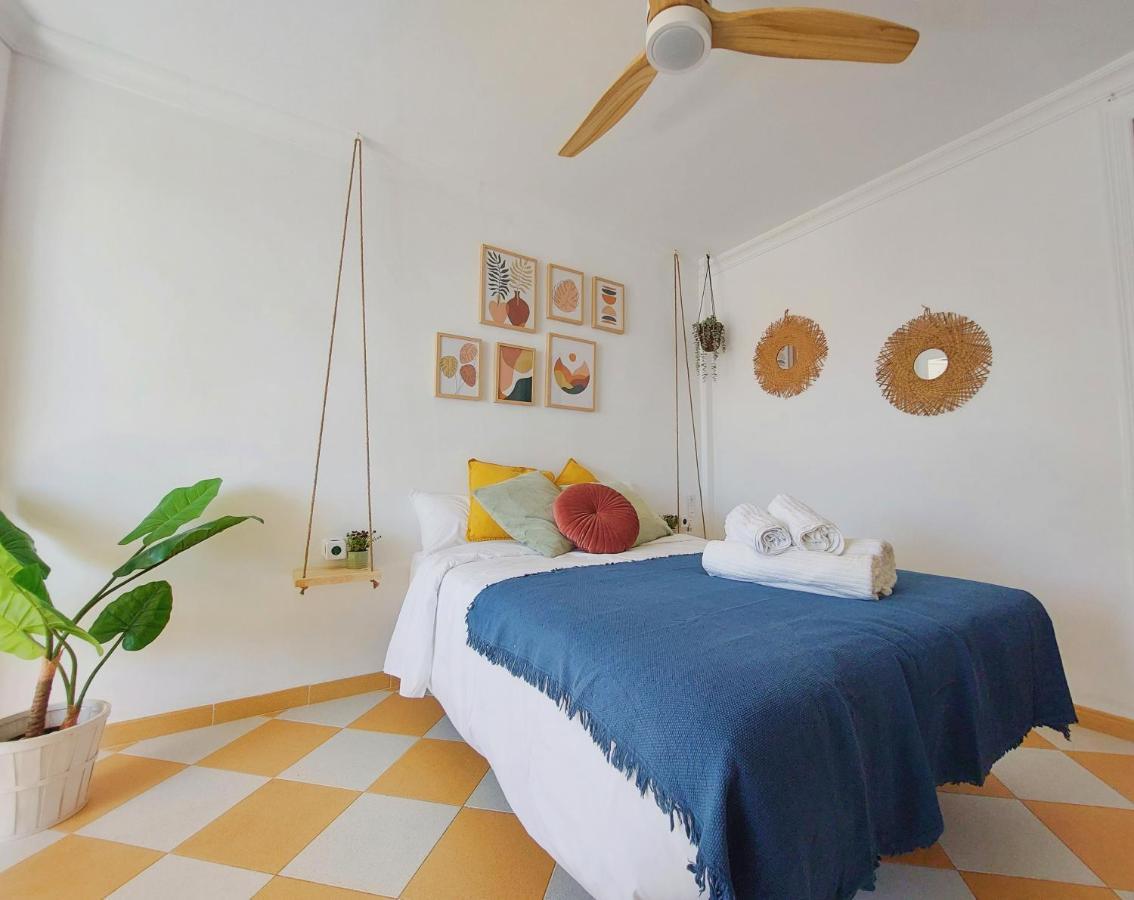 Nice And Cozy Studio At The Beachfront Benalmádena Eksteriør billede